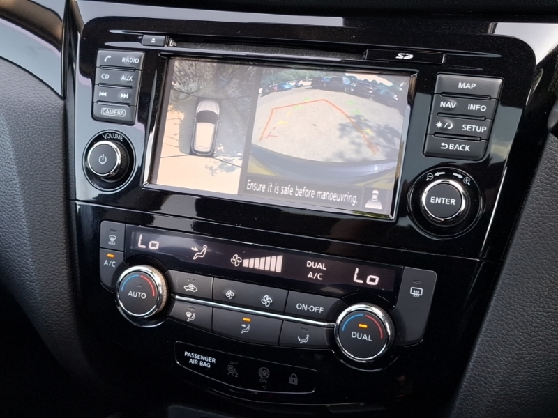 Nissan Qashqai Tekna Dci Silver #9