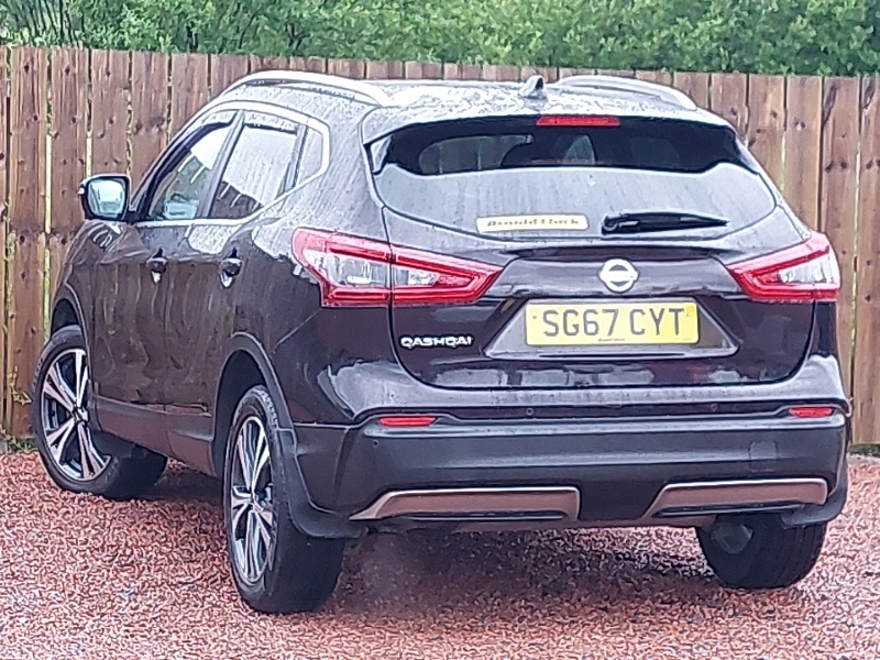 Nissan Qashqai 1.2Bm Ncon Silver #2