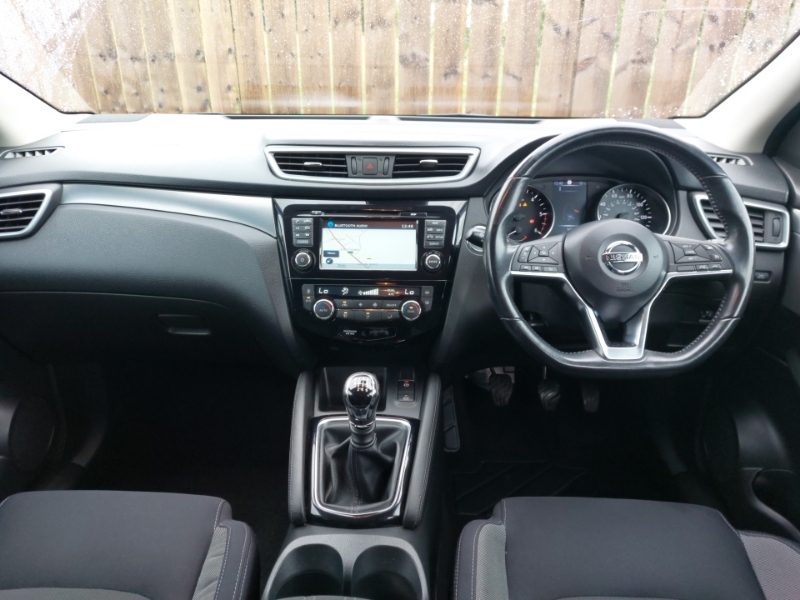 Nissan Qashqai 1.2Bm Ncon Silver #3