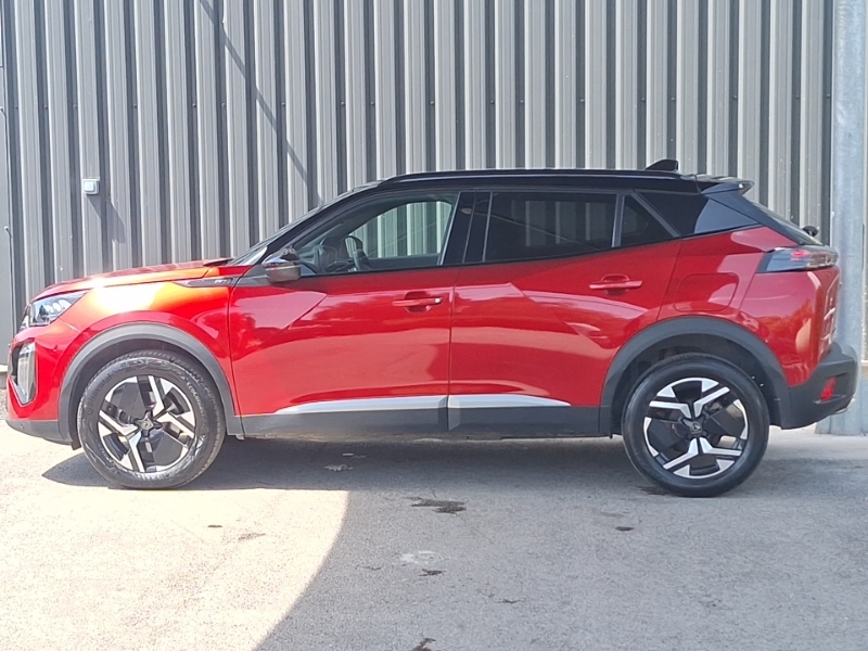 Peugeot 2008 1.2 Hybrid 136 Gt E-dsc6 Red #4