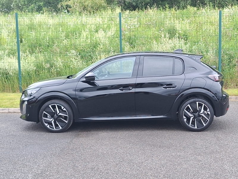 Peugeot 208 1.2 Puretech 100 Gt Premium Black #4