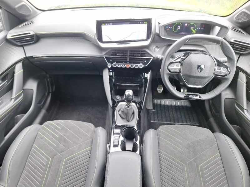 Peugeot 208 1.2 Puretech 100 Gt Premium Black #3