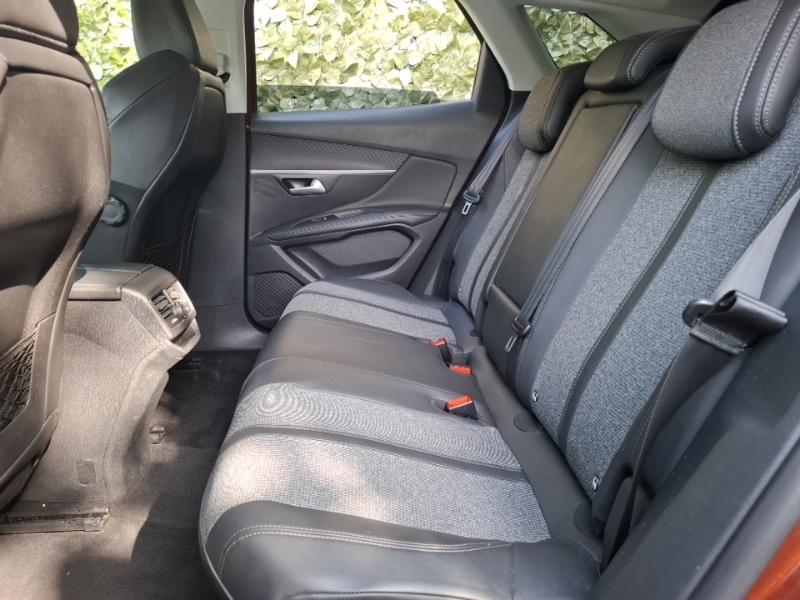 Peugeot 3008 1.2 Puretech Allure Brown #6