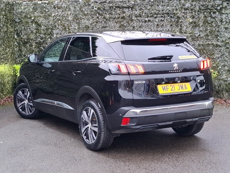 Peugeot 3008 1.5 Bluehdi Allure Black #2
