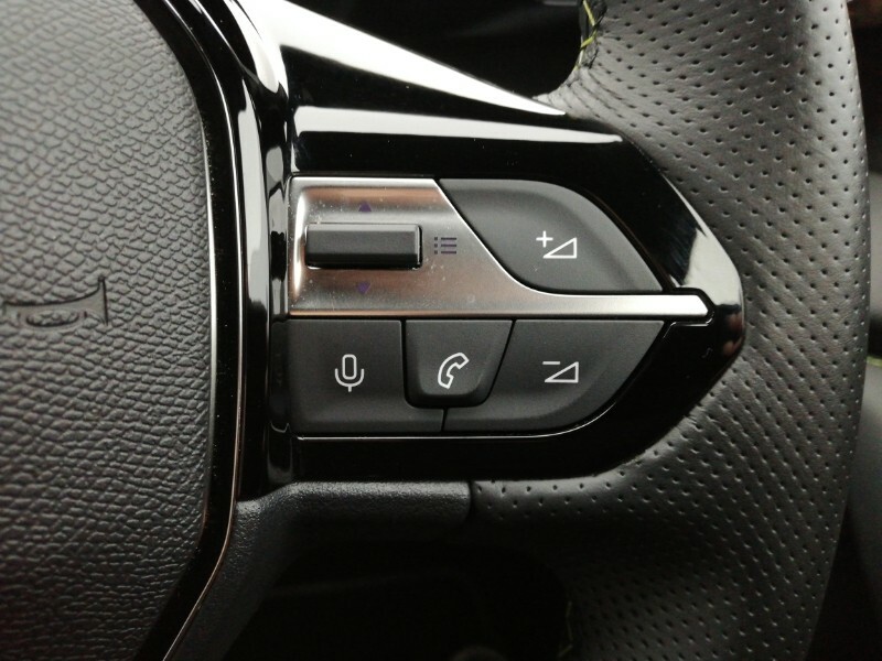 Peugeot 408 Allure Red #13