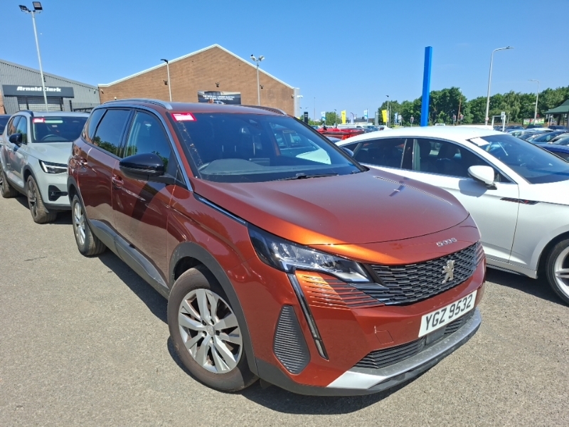Peugeot 5008 1.2 Puretech Active Premium Eat8 Brown