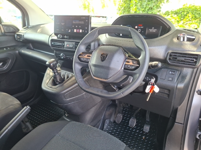 Peugeot Partner 1.5 Bluehdi 100 Professional Van Grey #3