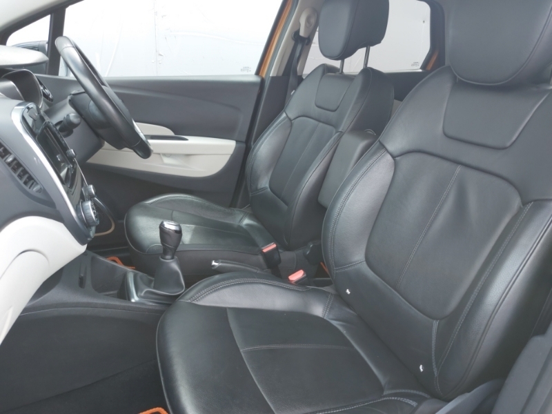 Renault Captur 0.9 Tce 90 Gt Line Orange #5