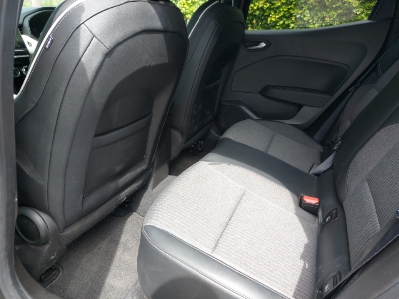 Renault Clio 1.6 E-tech Full Hybrid 145 Techno Black #6