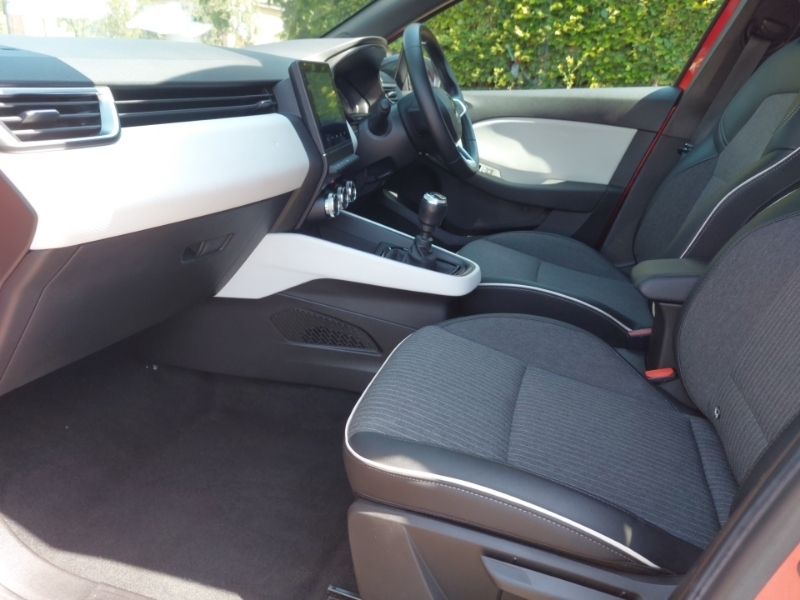 Renault Clio 1.0 Tce 90 Techno Red #5