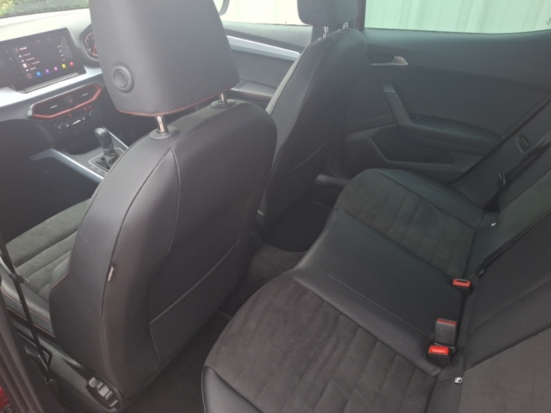 Seat Arona 1.0 Tsi 110 Fr Sport Dsg KR73SMX Red #6