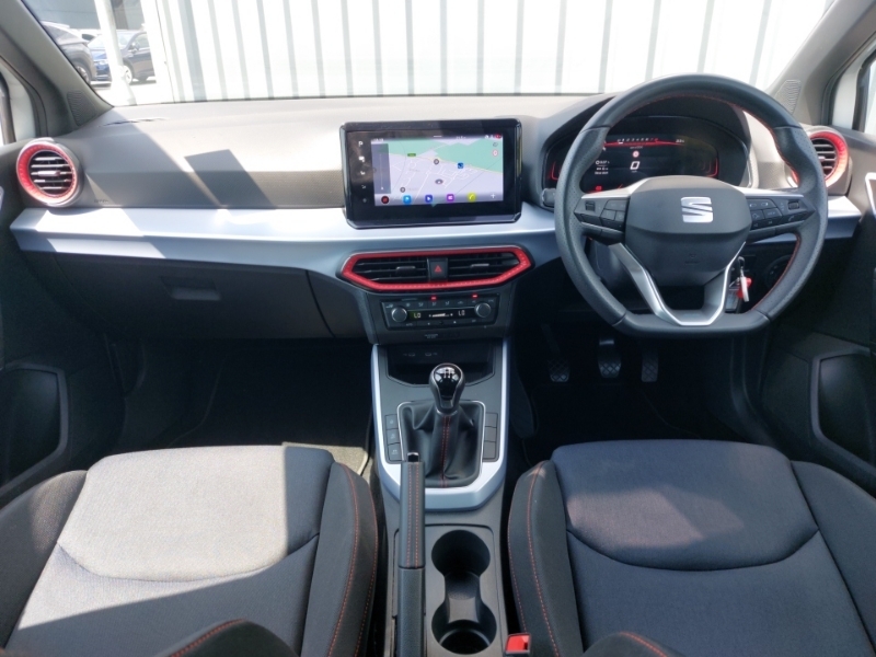 Seat Arona 1.0 Tsi 115 Fr White #3