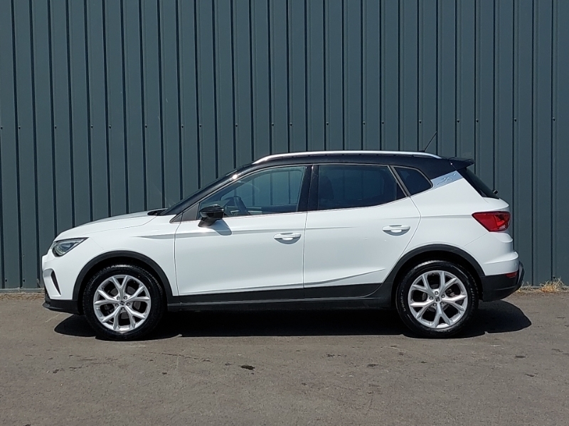 Seat Arona 1.0 Tsi 115 Fr White #4