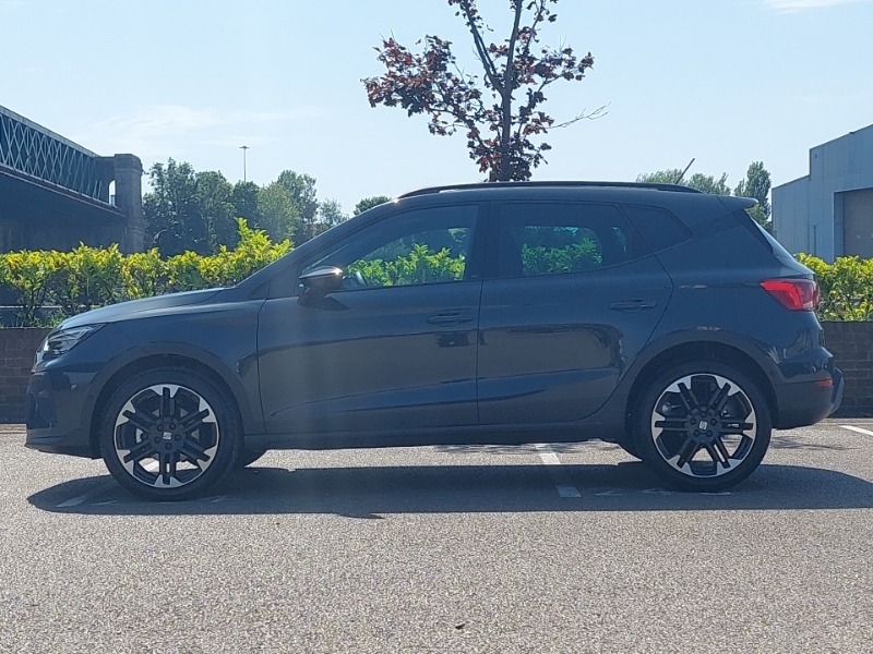Seat Arona 1.0 Tsi 115 Fr Sport Dsg Blue #4