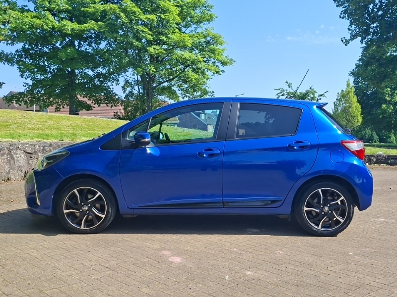 Toyota Yaris 1.5 Vvt-i Design Blue #4