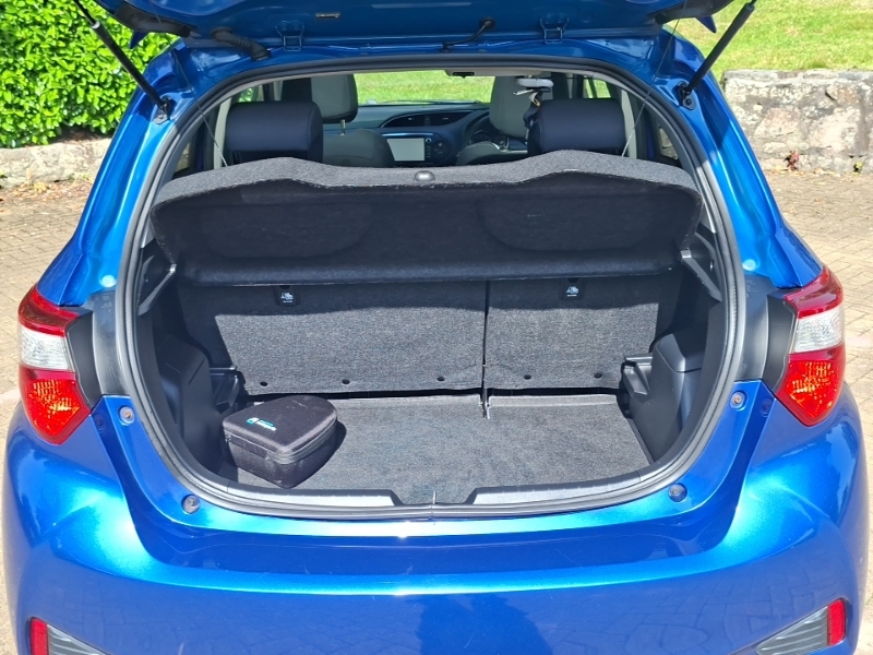 Toyota Yaris 1.0 Active  #18