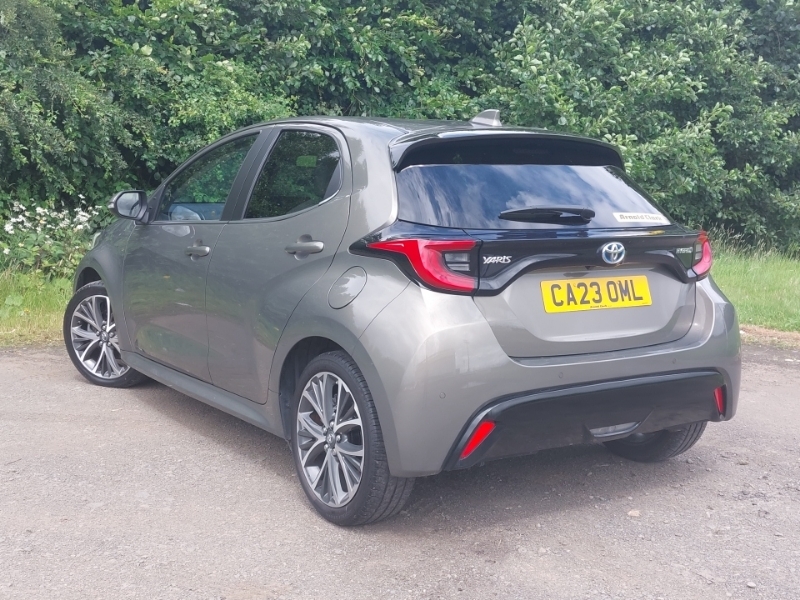 Toyota Yaris 1.5 Hybrid Excel Cvt CA23OML Brown #2