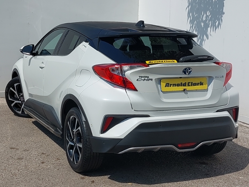 Toyota C-Hr 1.8 Hybrid Design Cvt White #2