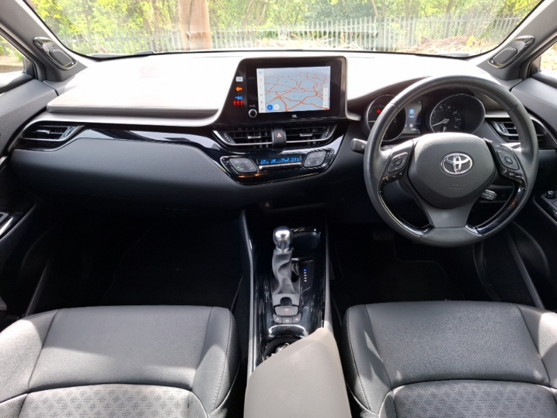 Toyota C-Hr 1.8 Hybrid Excel Cvt Jbl White #3