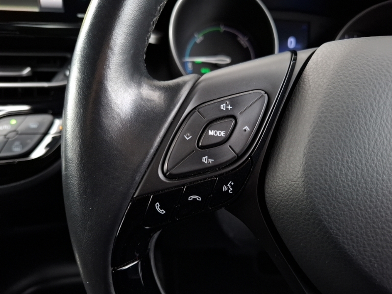 Toyota C-Hr Dynamic Blue #17