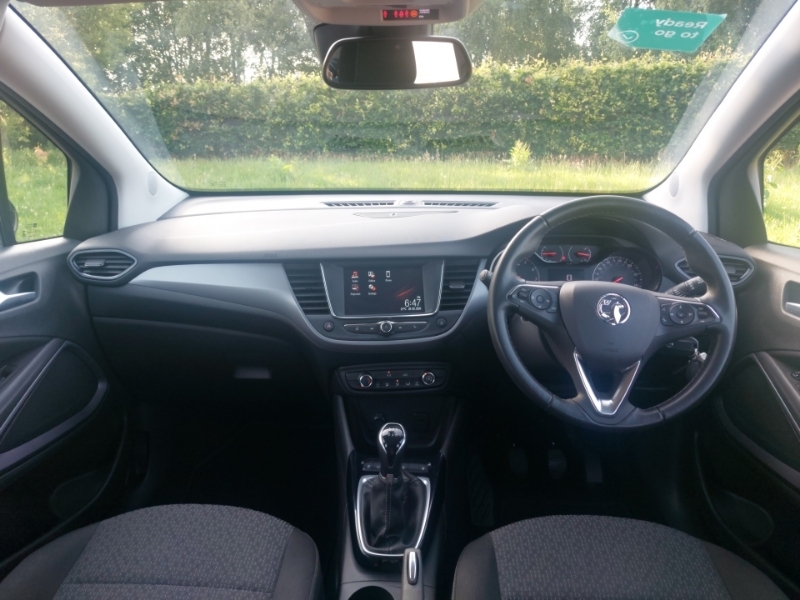Vauxhall Crossland 1.2 Design White #3
