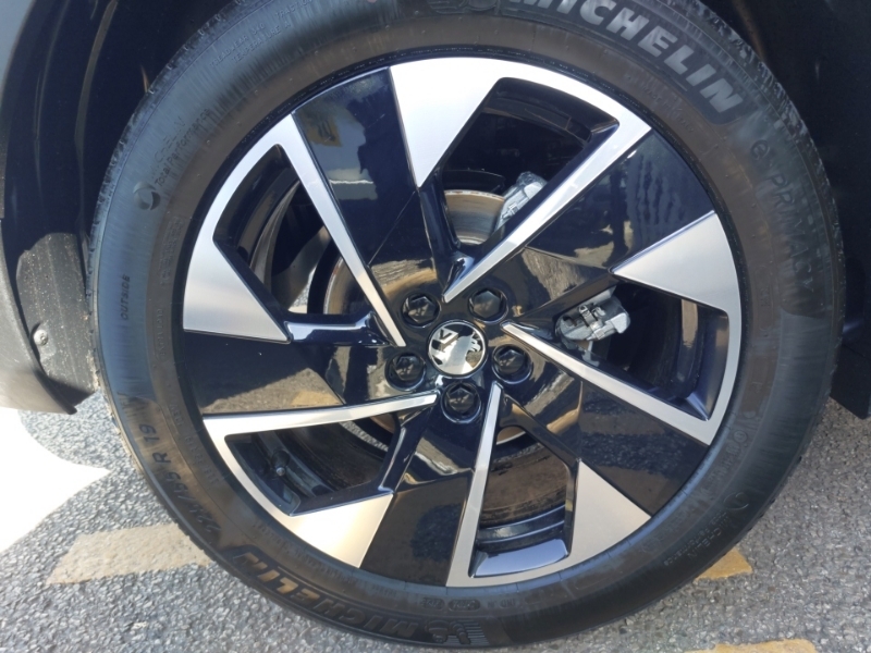 Vauxhall Grandland Ultimate Black #17