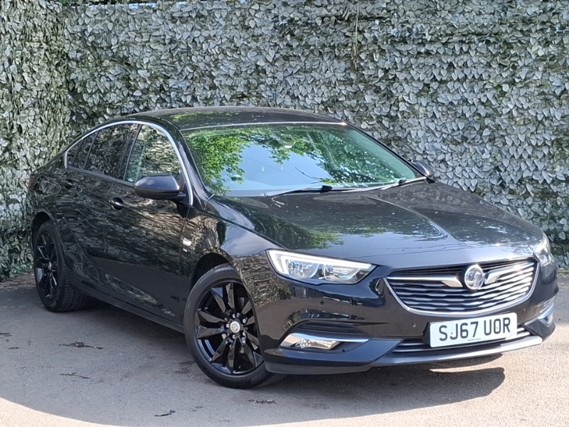 Vauxhall Insignia 1.5T Sri Black