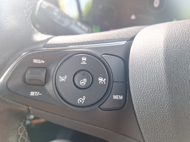 Vauxhall Mokka-e 100Kw Ultimate 50Kwh White #9