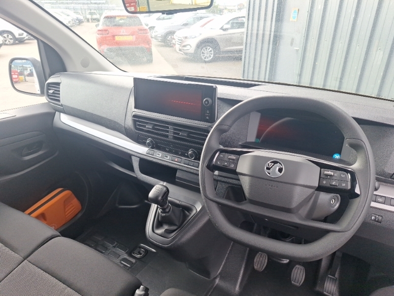 Vauxhall Vivaro 1.5 Turbo D 120 Pro H1 Van White #3