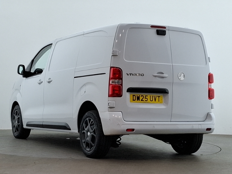 Vauxhall Vivaro 1.5 Turbo D 120 Pro H1 Van White #2