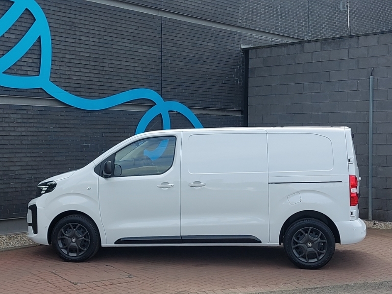 Vauxhall Vivaro 1.5 Turbo D 120 Pro H1 Van White #4