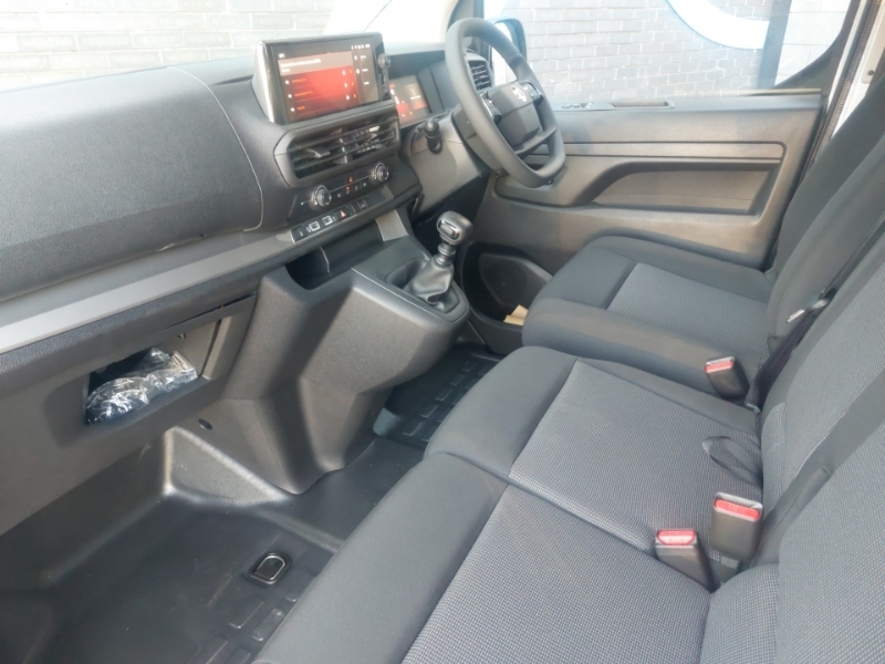 Vauxhall Vivaro 1.5 Turbo D 120 Pro H1 Van White #5