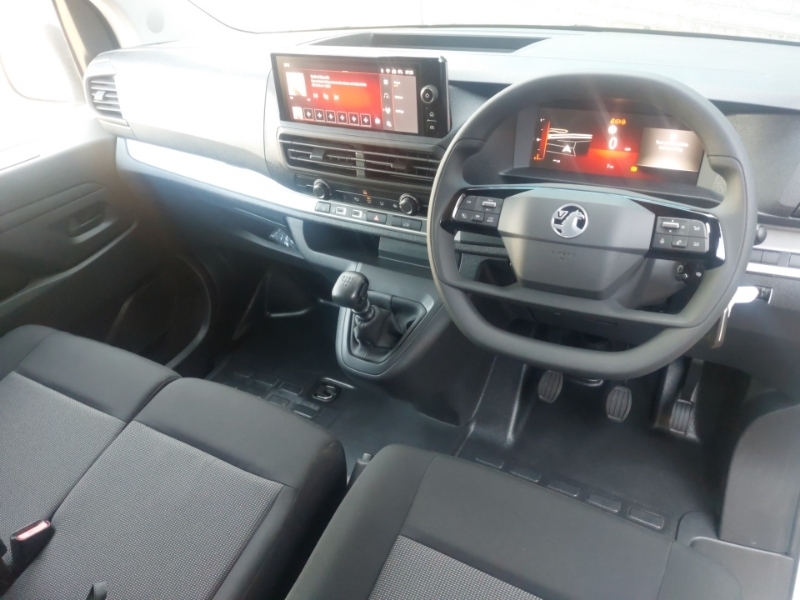 Vauxhall Vivaro 1.5 Turbo D 120 Pro H1 Van White #3