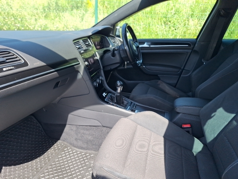 Volkswagen Golf 1.4 Tsi Se Nav Black #5