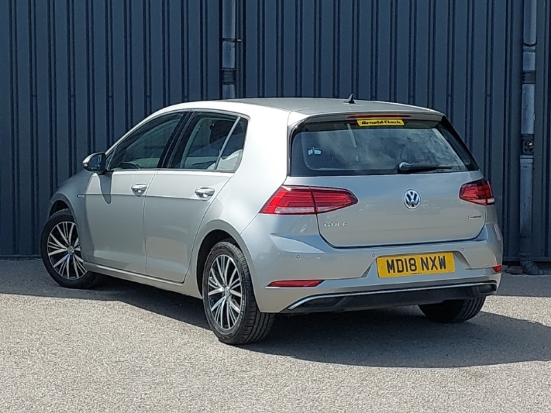 Volkswagen Golf R Tsi Dsg White #2