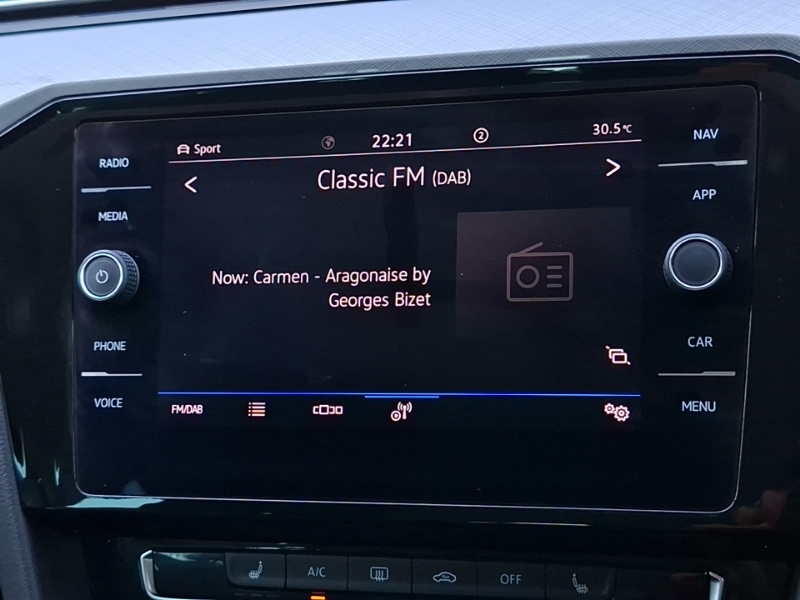 Volkswagen Passat Tdi Evo Se Nav Blue #11