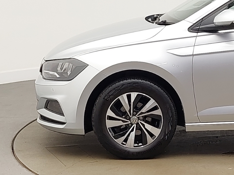 Volkswagen Polo Hatchback White #19