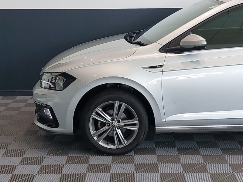 Volkswagen Polo 1.0 Tsi 95 Active Black #19