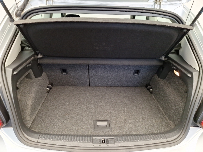 Volkswagen Polo Hatchback Match 2012 Silver #18