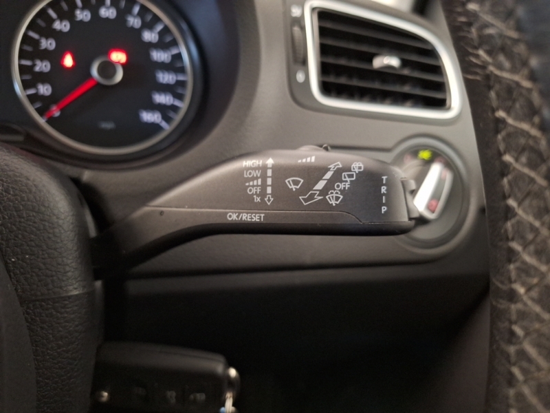 Volkswagen Polo Hatchback Match 2012 Silver #13