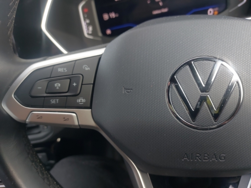 Volkswagen T-Cross 1.0 Tsi 95Ps Active Hatchback Black #12