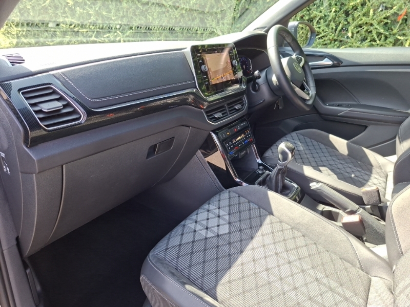 Volkswagen T-Cross 1.0 Tsi 115 R-line Grey #5