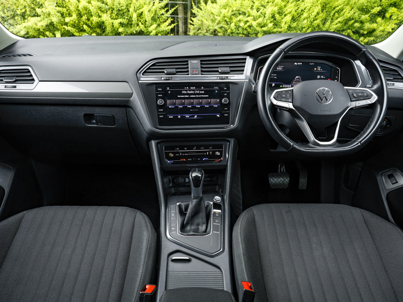 Volkswagen Tiguan Allspace Elegance Grey #3