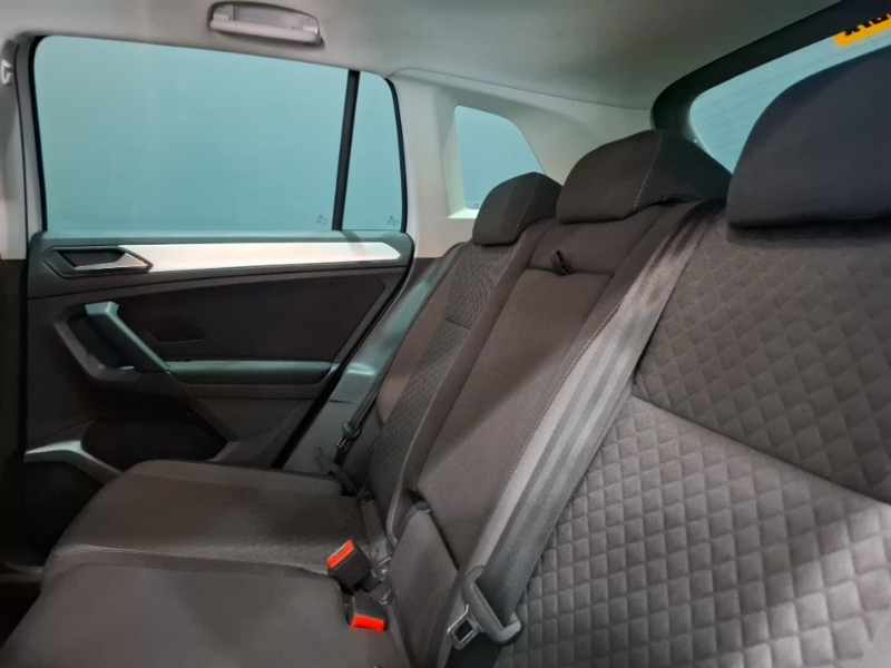 Volkswagen Tiguan 2.0 Tdi 150 Se Nav Silver #6