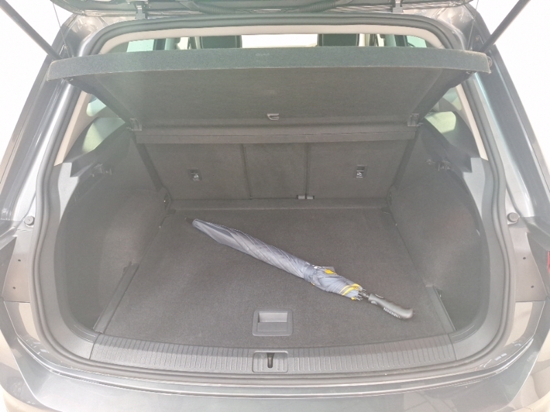 Volkswagen Tiguan Se Navigation Tsi Bluemotion Technology Black #18