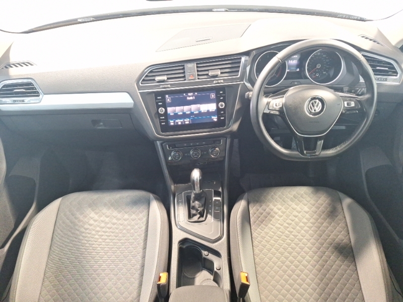 Volkswagen Tiguan Se Navigation Tsi Bluemotion Technology Black #3