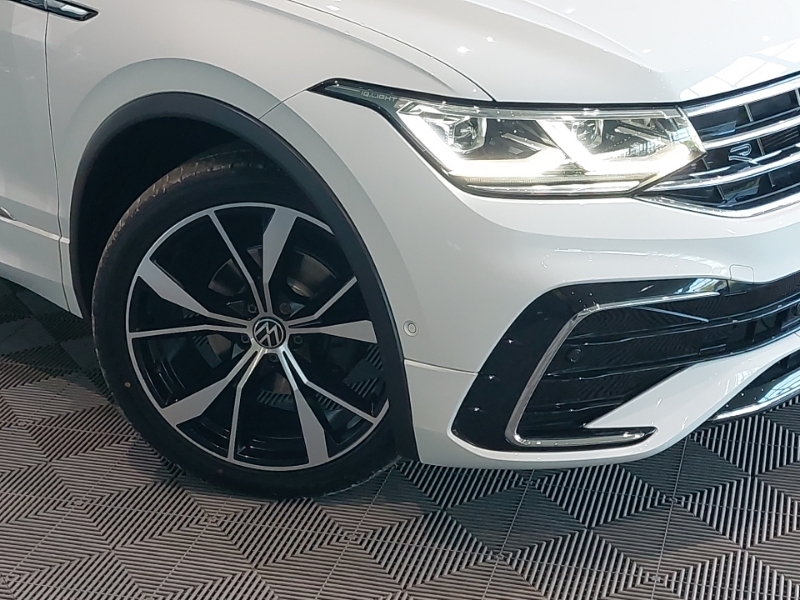 Volkswagen Tiguan R-line White #20