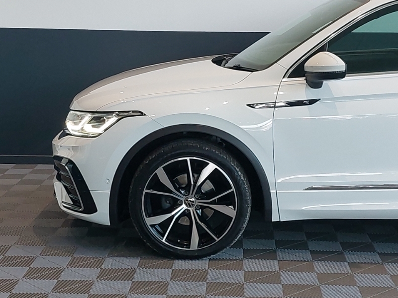 Volkswagen Tiguan R-line White #19