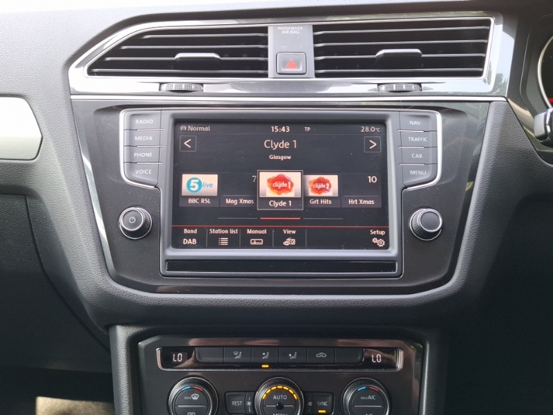 Volkswagen Tiguan Suv Black #11