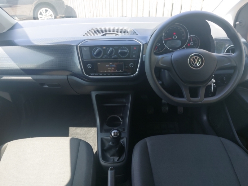 Volkswagen Up 1.0 65Ps Black Edition White #3